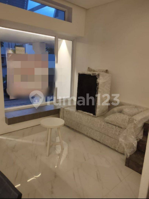 Modern Furnished 2-Bedroom Townhouse in BSD City