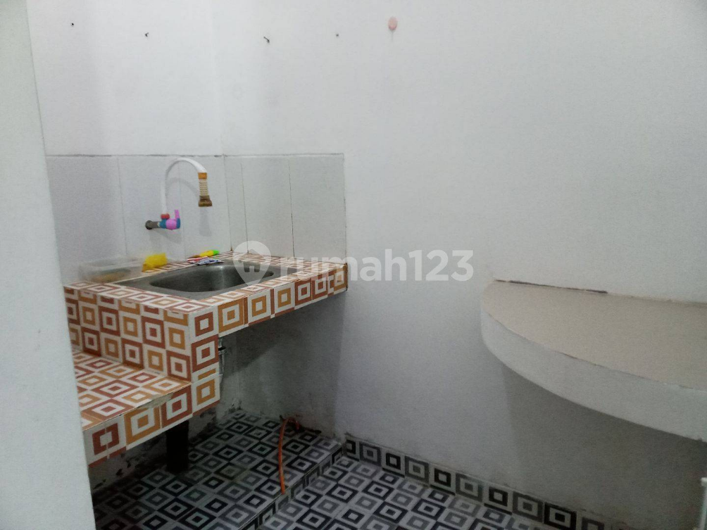 Modern 2-Bedroom House with Multiple Bathrooms