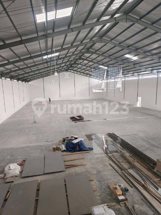 New Industrial Warehouses with Office Space in Semarang