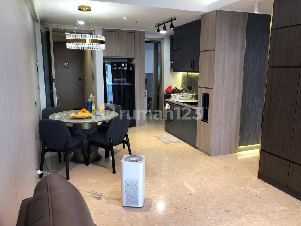 Luxurious 3-Bedroom Seafront Apartment in Gold Coast