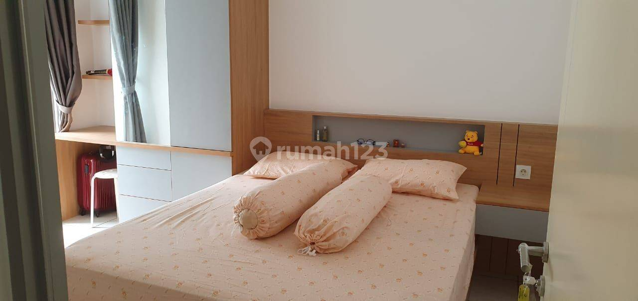 Modern Studio Apartment Near Summarecon Mall Serpong