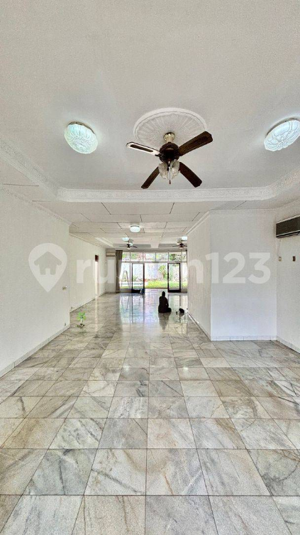 Luxury Villa with Pool in Kemang, Jakarta Selatan