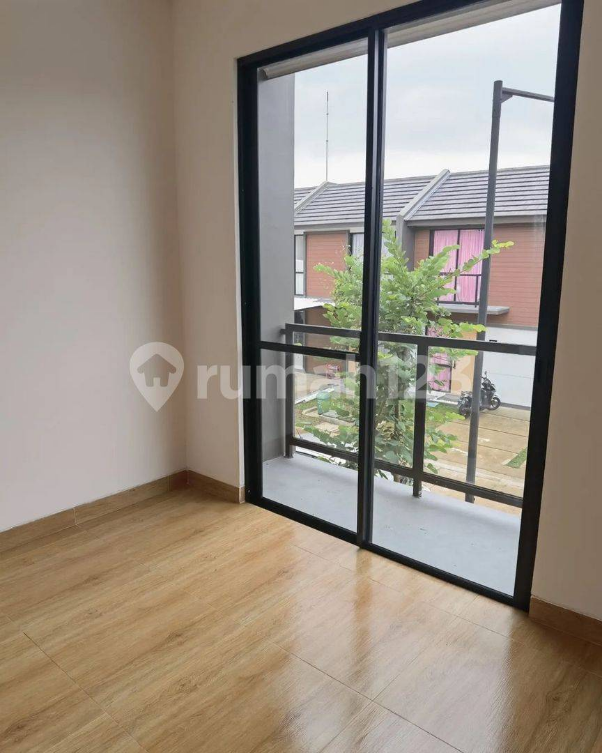 Modern Unfurnished Home in Cendana Peak 2
