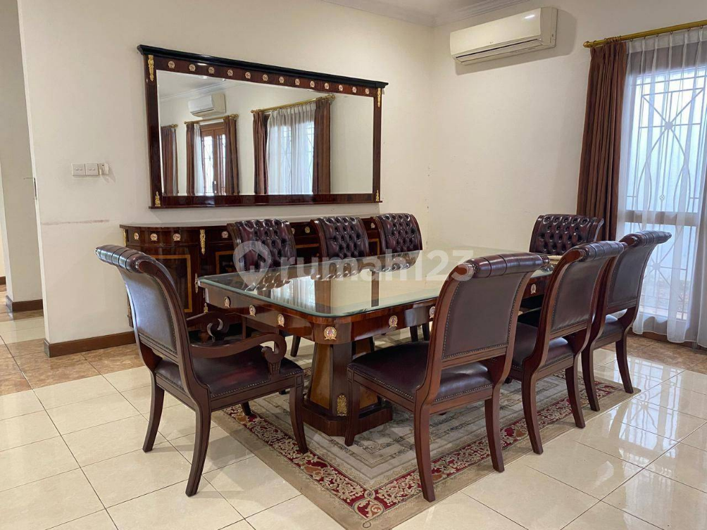 Spacious 4-Bedroom House with Pool in Kuningan