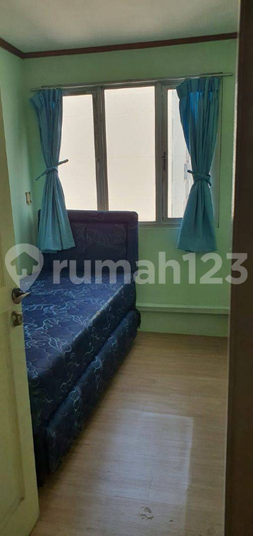 Furnished 2 Bedroom Apartment with Pool View