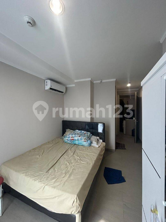 Furnished 1-Bedroom Apartment Near JIEXPO Jakarta