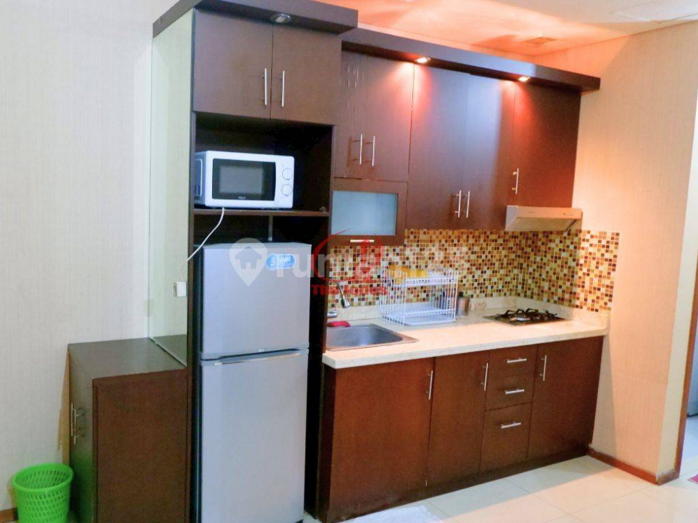 Modern 2-Bed Furnished Apartment in Thamrin Residence