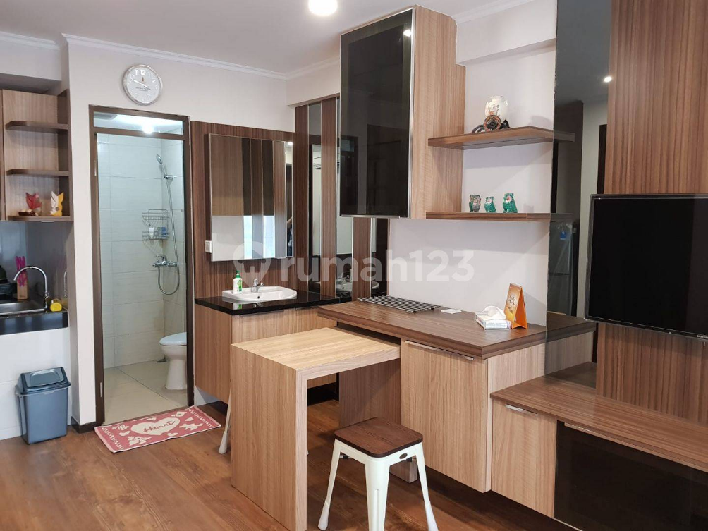 Furnished 2-Bed Apartment at Gateway Pasteur Tower