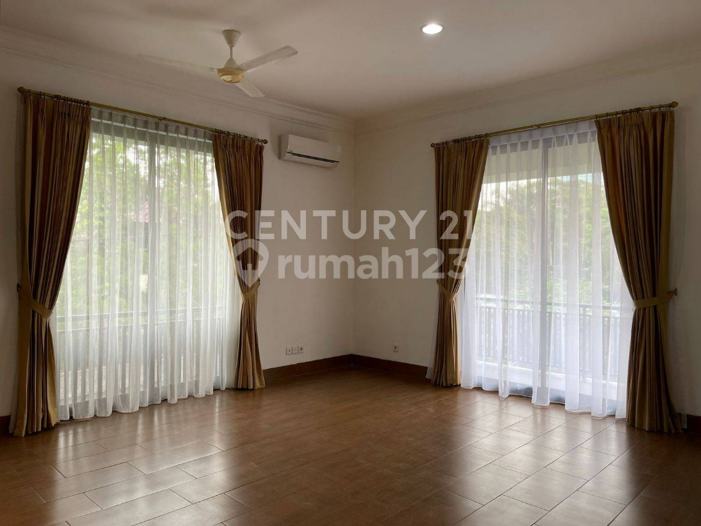 Renovated Minimalist House Near Kemang Village
