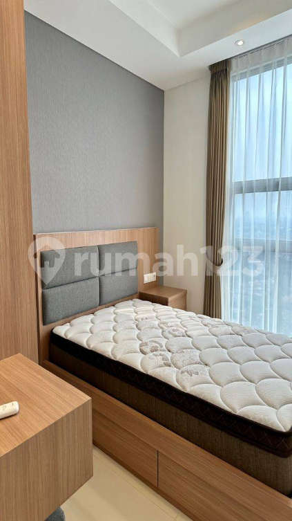 Modern 2BR Somerset Apartment with Private Lift