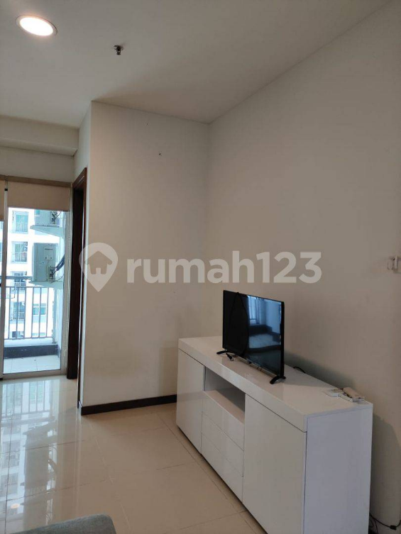 Modern Furnished Apartment Near Baywalk Mall