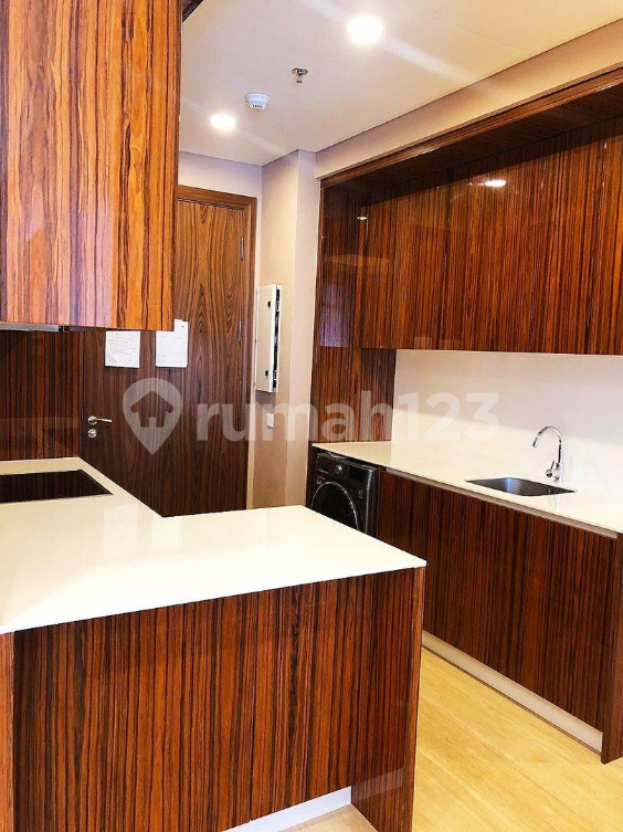 Modern Luxury Apartment with Designer Interior