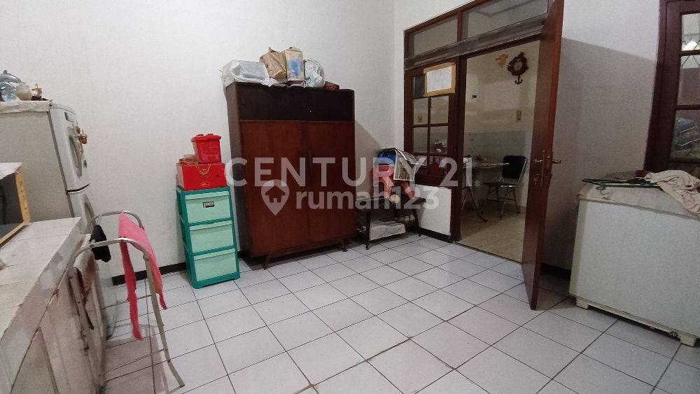 Ready-to-Live House in Taman Kopo Indah 2
