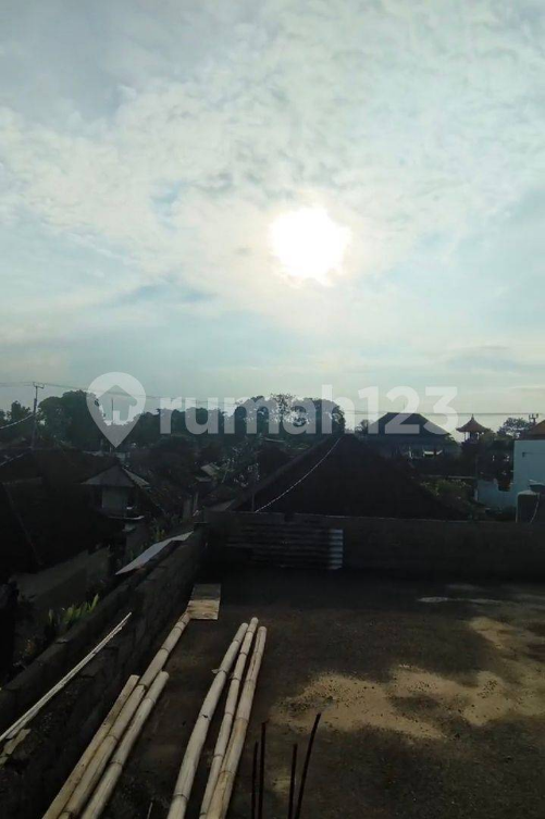 Two-Story Villa with Single Bedroom for Rent