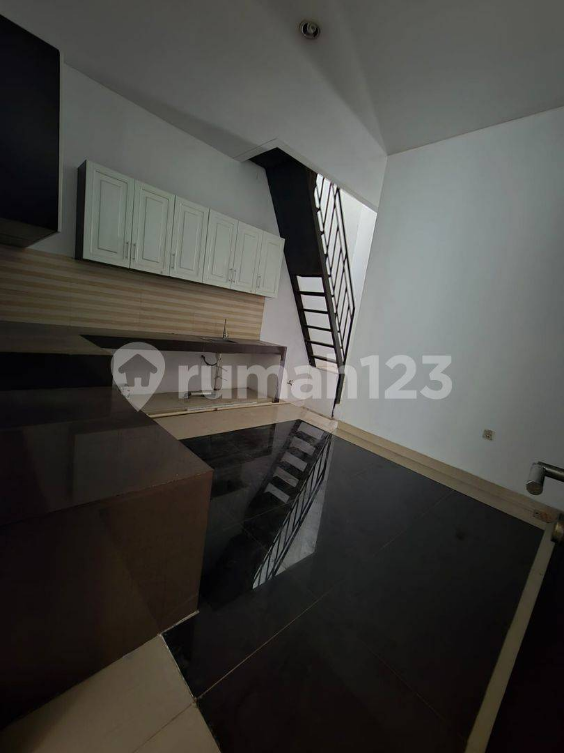 Modern 4-Bedroom House in Sutera Olivia