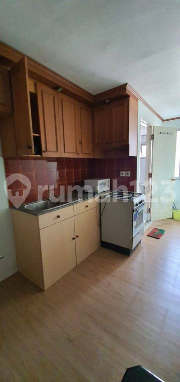Furnished 2 Bedroom Apartment with Pool View