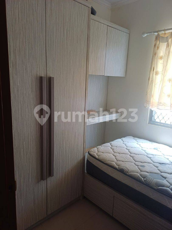 Renovated Furnished Apartment with Modern Kitchen