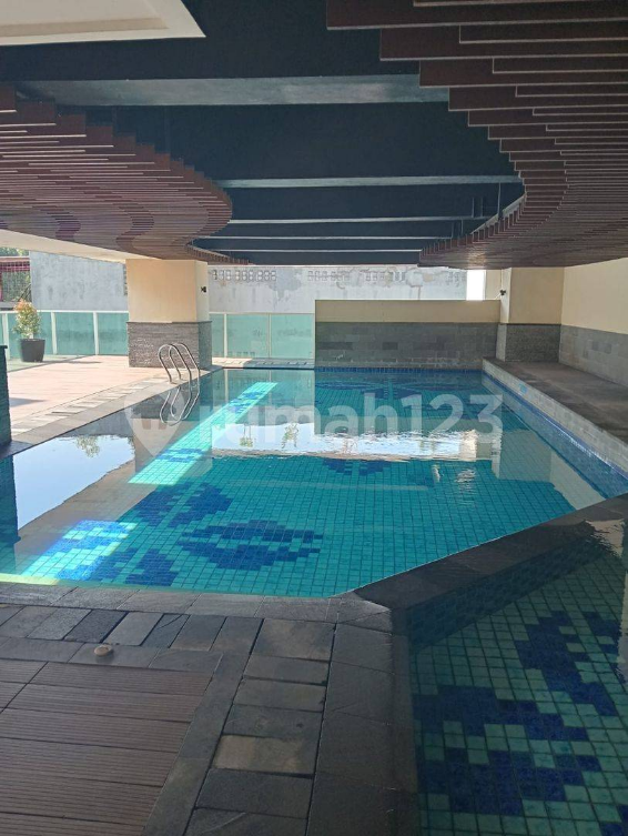 Furnished Studio Apartment with City View