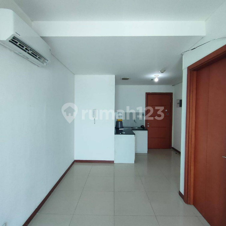 Modern Apartment with Amenities in Green Bay Pluit