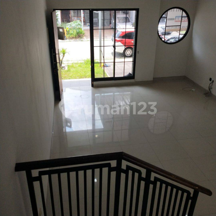 Modern 3-Bedroom House in Green Lake City