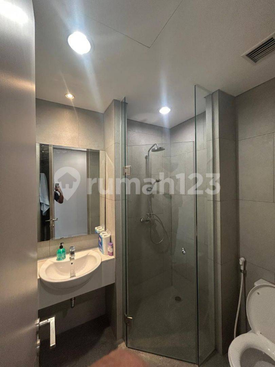 Furnished 1-Bedroom Apartment Near JIEXPO Jakarta