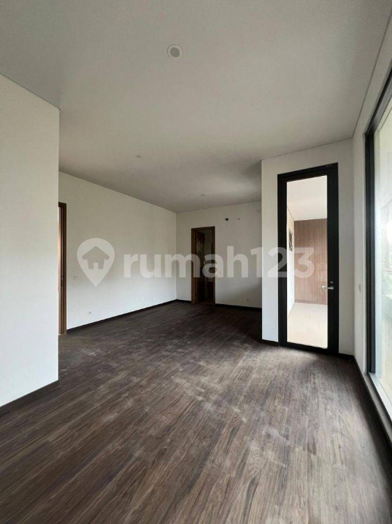 Luxury 4-Bedroom House with Lift in BSD City