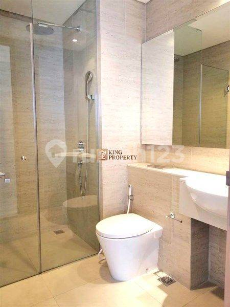 Modern 3-Bedroom Apartment with Pool Access