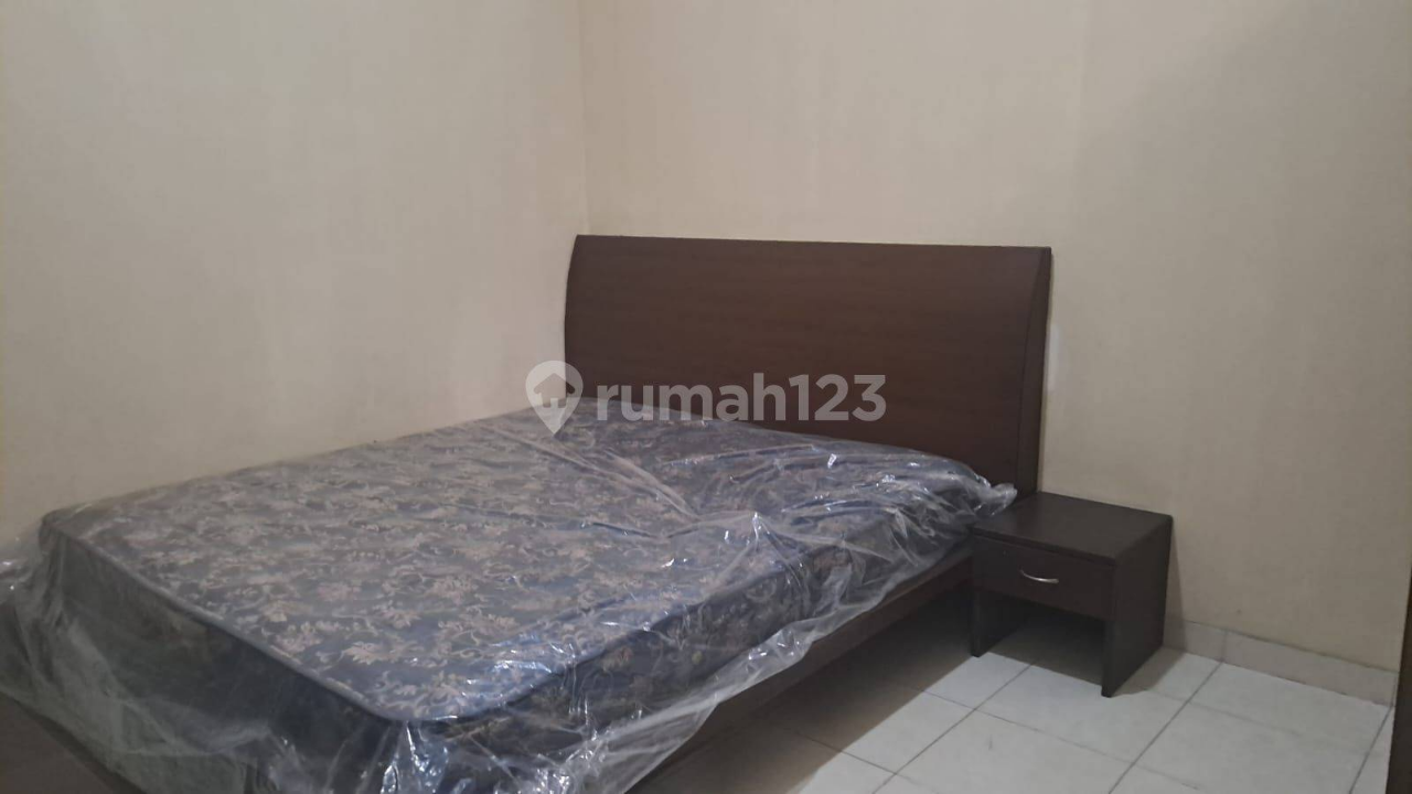 Furnished 3-Bedroom House with TV and AC