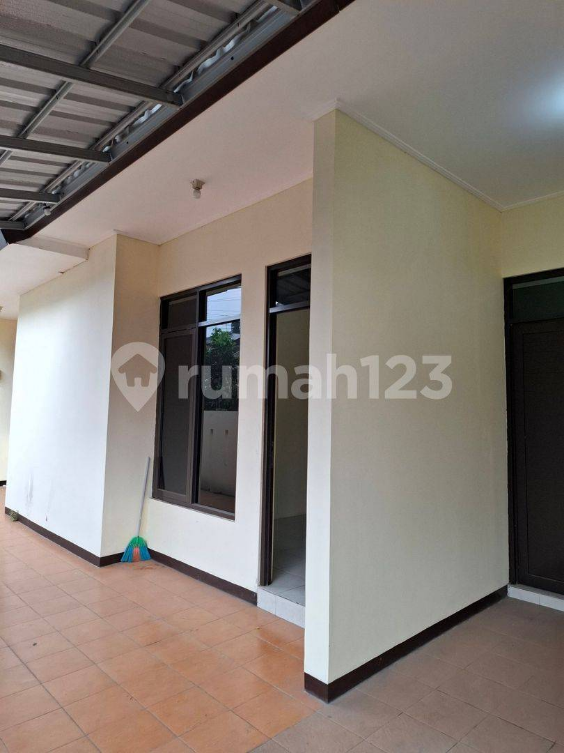 Spacious 3-Bedroom House with Double Carport