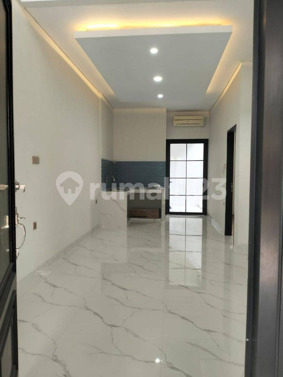Furnished 3-Bedroom Townhouse in BSD with AC