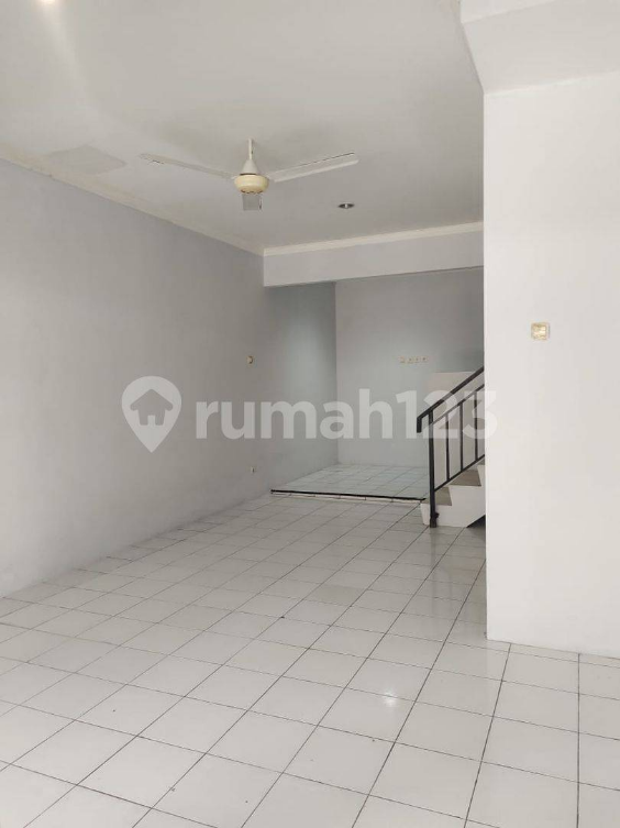2-Bedroom Golden Palm Townhouse with Southeast Facing