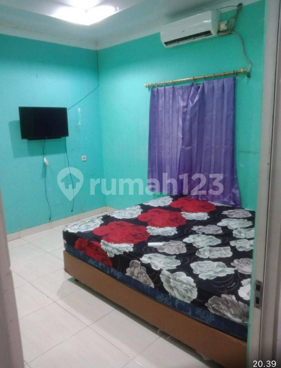 Modern House in Strategic Mutiara Gading City Location