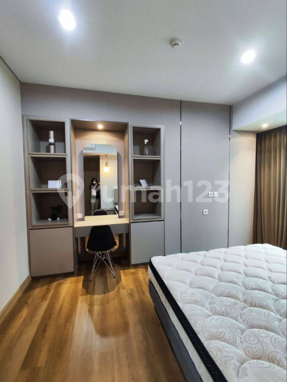 Luxurious 3-Bedroom Furnished Apartment with City View