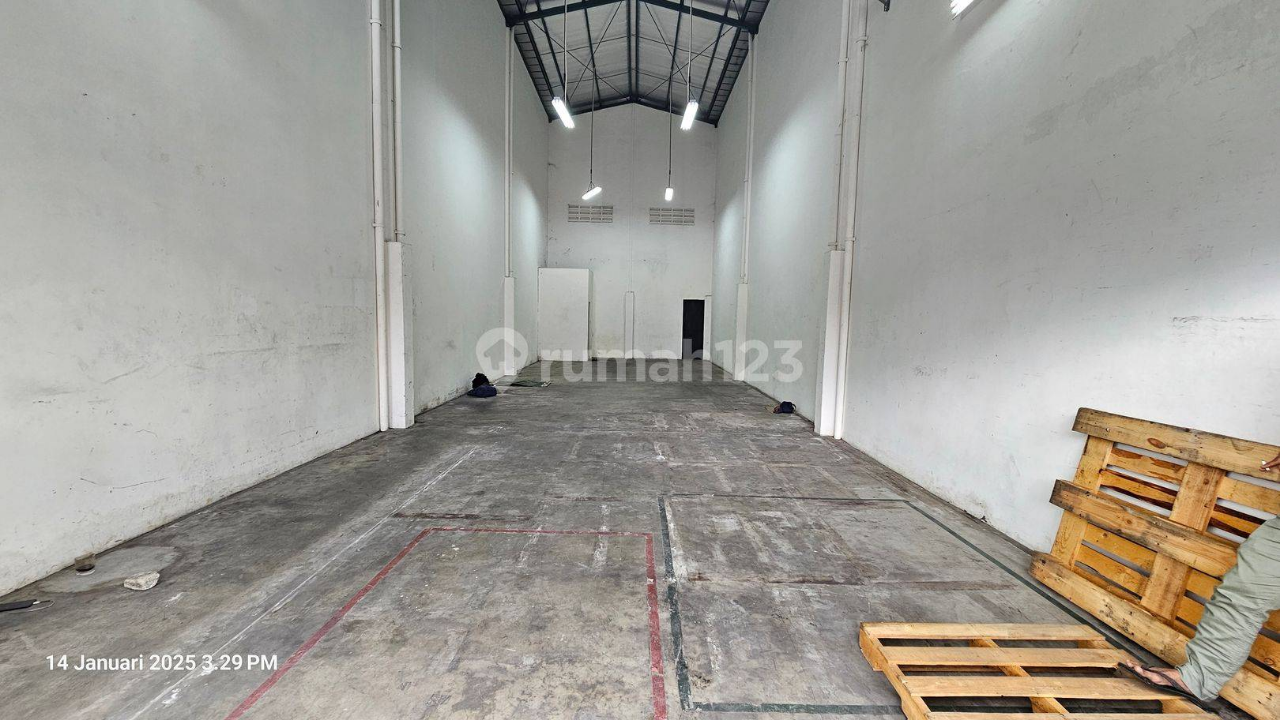 Modern Warehouse in Green Sedayu Business Park