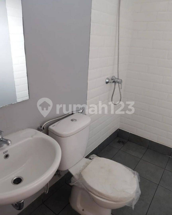 Modern Unfurnished Home in Cendana Peak 2