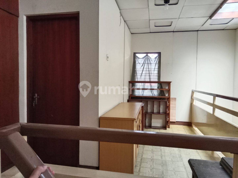 Spacious 3-Bedroom House Near Pasteur Toll Road