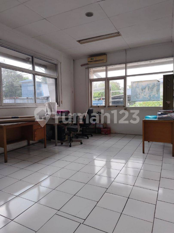 Large Warehouse with Offices and Freight Elevator