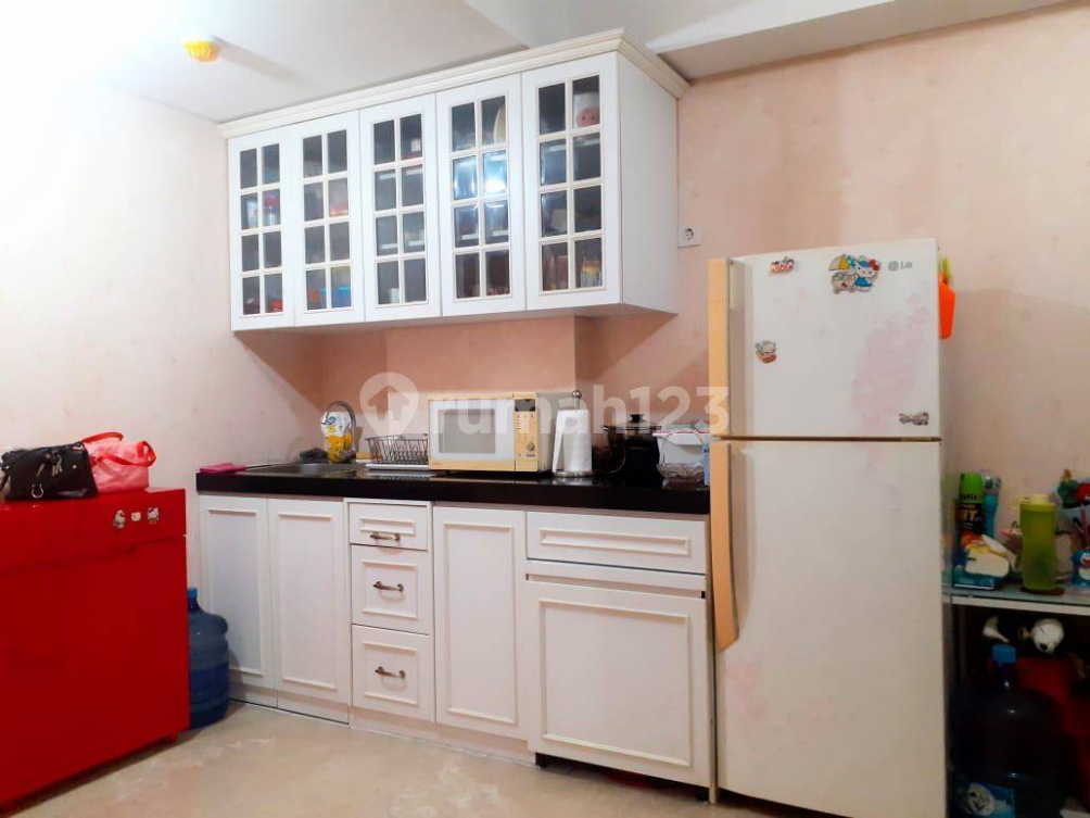 Furnished 1-Bedroom Apartment in Landmark Residence