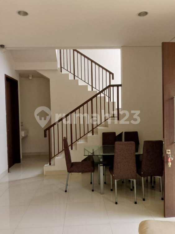 Modern Townhouse Near BSD and ICE Mall