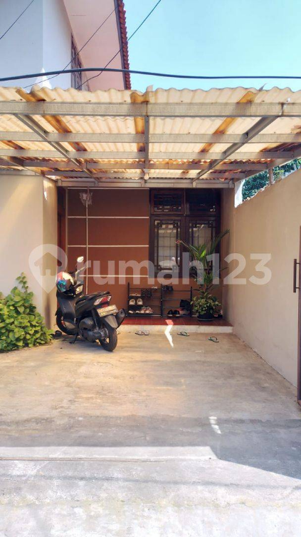 2-Story House for Rent in Cipete Utara