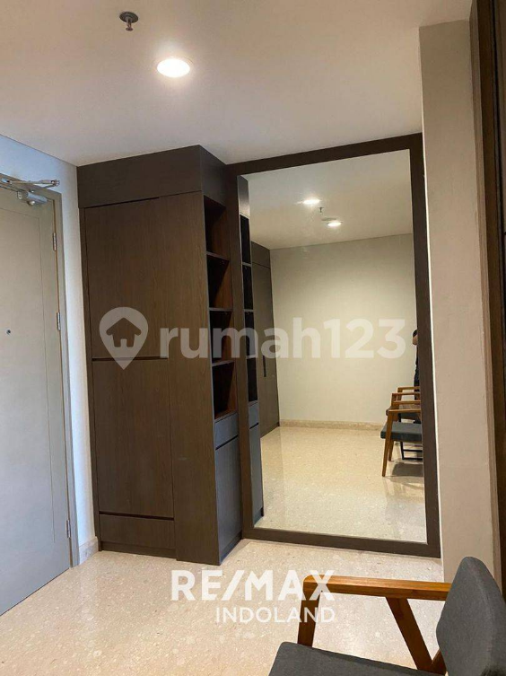 Spacious 4-Bedroom Furnished Apartment with Pool View