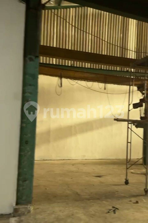 Large Industrial Warehouse with Mezzanine in Jakarta