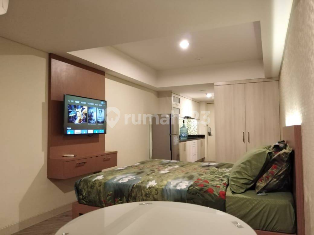 Modern Studio Apartment with City View