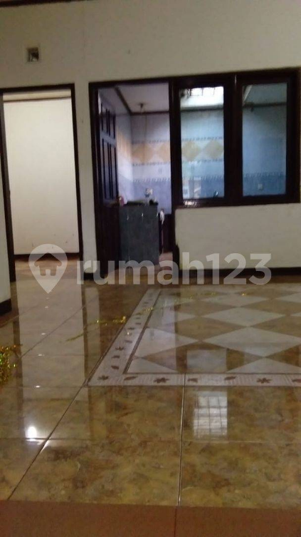 Spacious 3-Bedroom House in Harapan Indah
