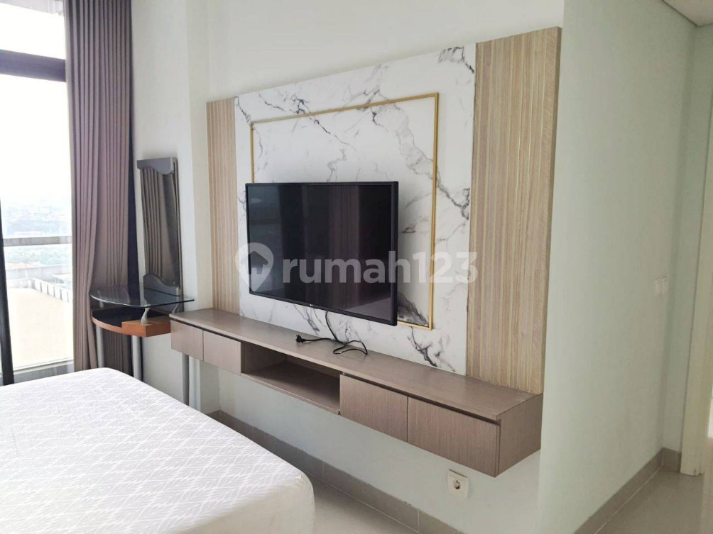 Furnished 2BR Apartment with Pool View