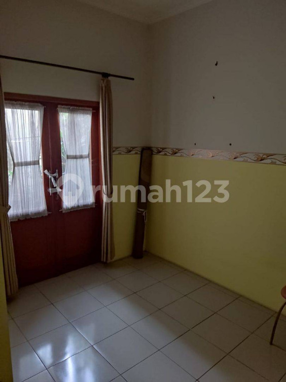 Spacious Two-Bedroom House with Garden in TKI