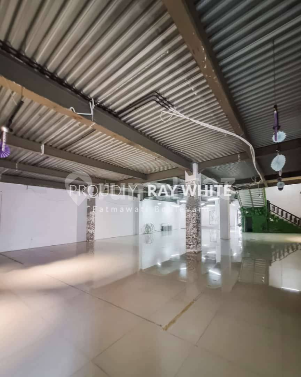 Modern Commercial Space Near MRT and Block M