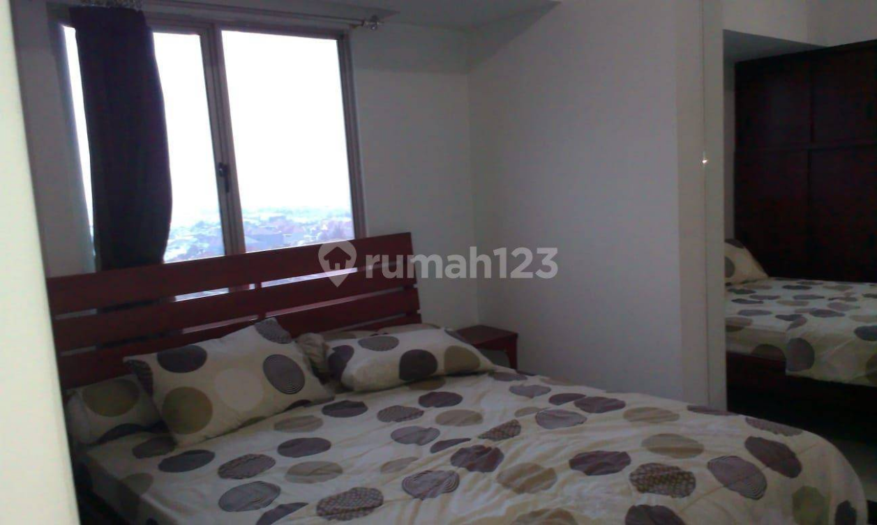 Modern 2BR Waterplace Apartment with Pool View