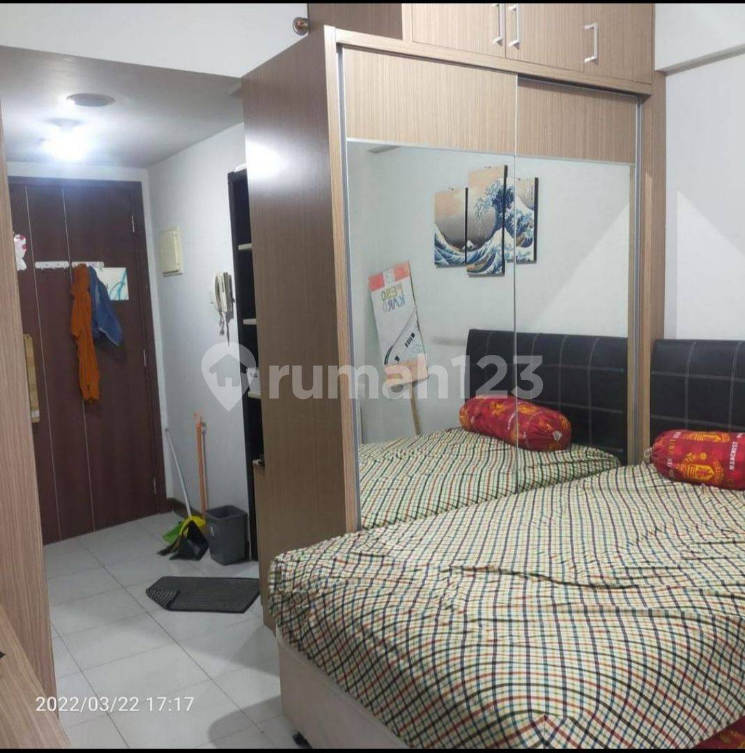 Fully Furnished Studio Apartment in Scientia Residence