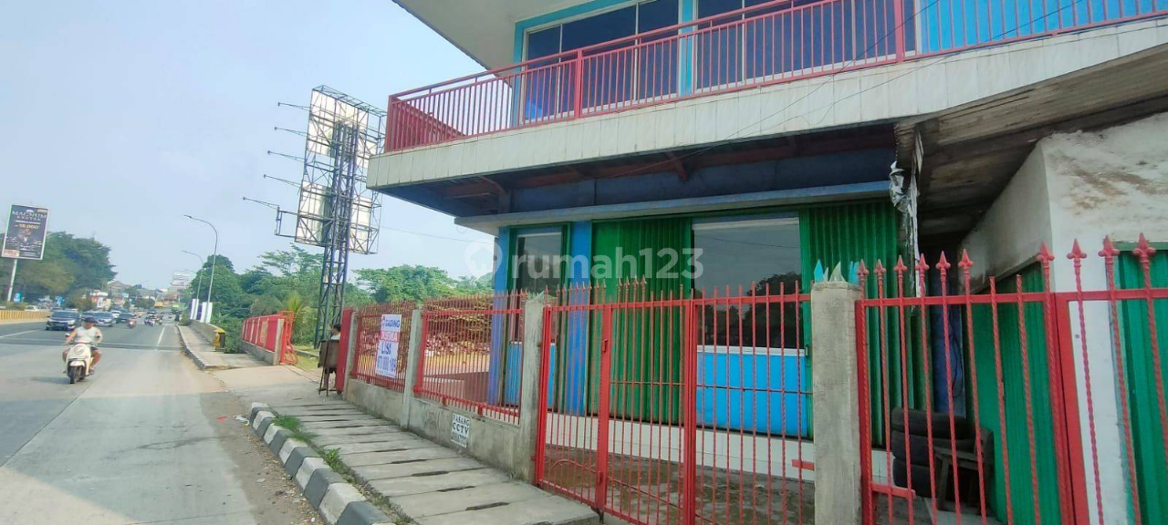 Large 1.3 Hectare Land Plot Near Showrooms